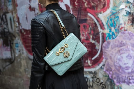 Gucci Rajah Medium Shoulder Bag Review: Fall 2018’s Eclectic Icon thumbnail
