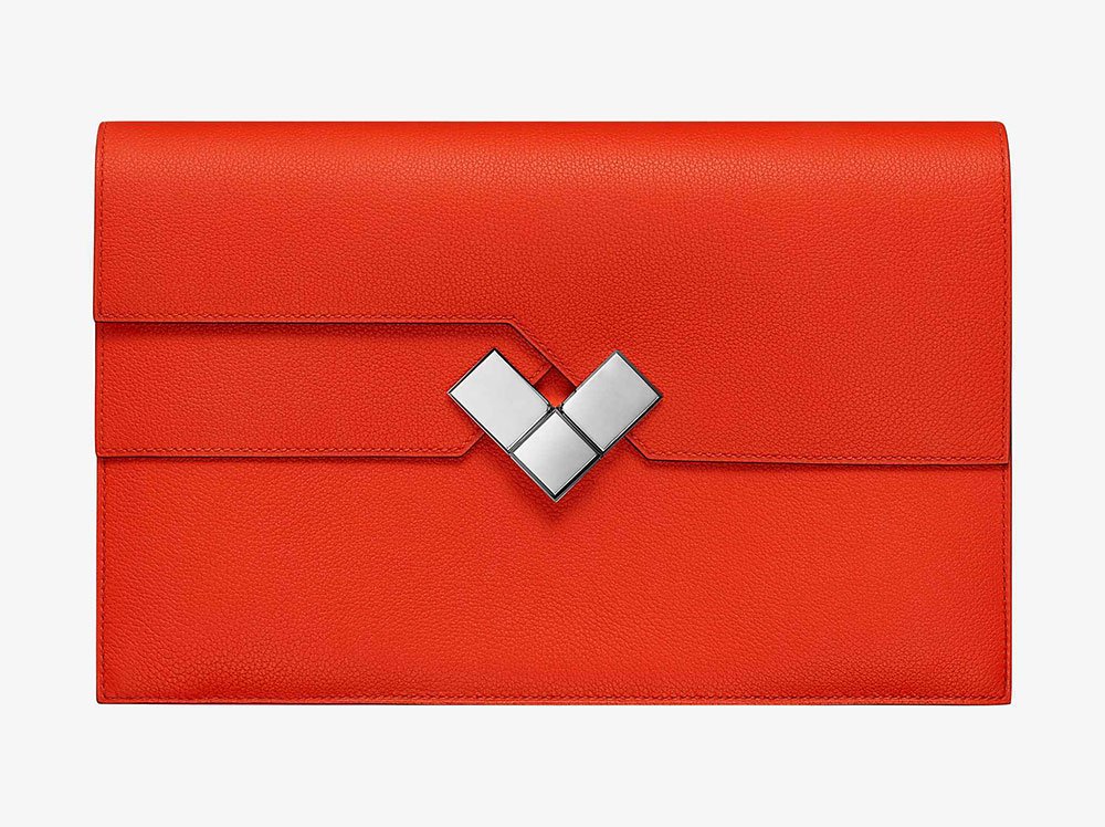 Reference image illustrating Hermès Fortunio Bag Returns: A 1930s Classic Reimagined with an Ingenious Clasp