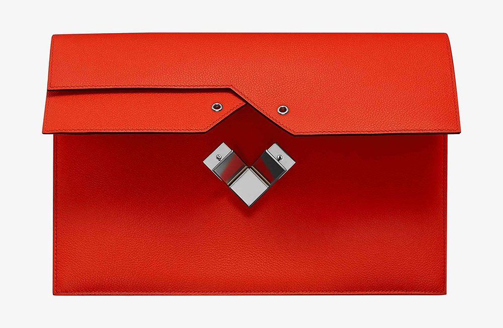 Reference image illustrating Hermès Fortunio Bag Returns: A 1930s Classic Reimagined with an Ingenious Clasp