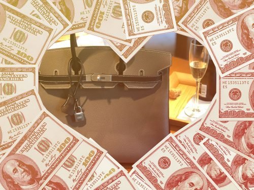 How a 25-Year-Old Artist Built a $25,000 Hermès Collection on a $100K Salary thumbnail