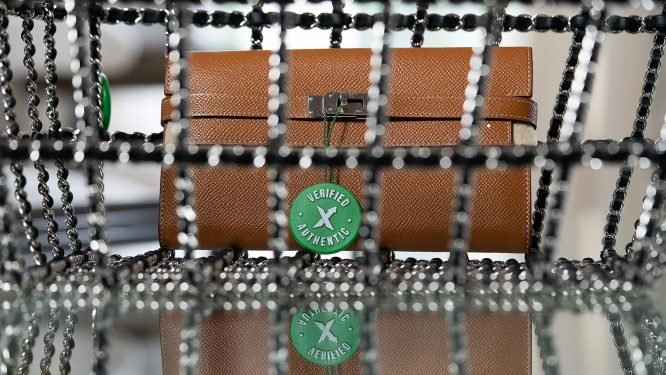 How to Buy a Luxury Handbag on StockX: A Step-by-Step Guide for Savvy Shoppers thumbnail