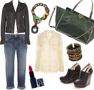 How We’d Wear It: The Valentino Rockstud Tote thumbnail