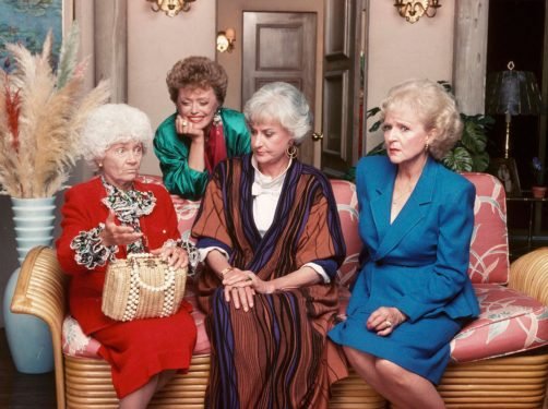 Iconic TV Handbags Through the Decades: From Star Trek Tricorders to Gilmore Girls Luxury Satchels thumbnail