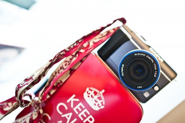 Reference image illustrating Inside Eva Chen’s Chanel Bag: Teen Vogue Beauty Director’s Everyday Essentials