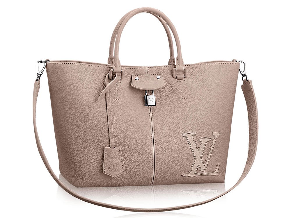 Reference image illustrating Louis Vuitton Pernelle Tote Review: A Versatile Travel Companion for Big Bag Enthusiasts