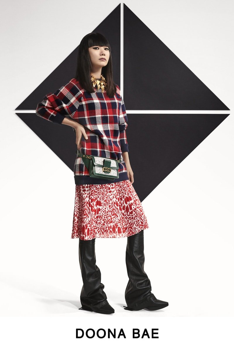 Reference image illustrating Louis Vuitton Pre-Fall 2019 Lookbook: New Bags Star Alongside Alicia Vikander and Chloe Grace Moretz