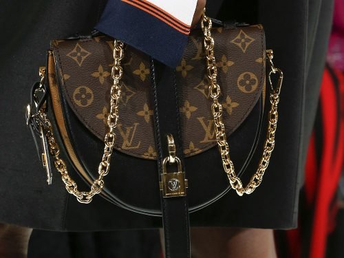Louis Vuitton Spring 2018 Runway Bags: Angular Shapes and a Streamlined Speedy thumbnail