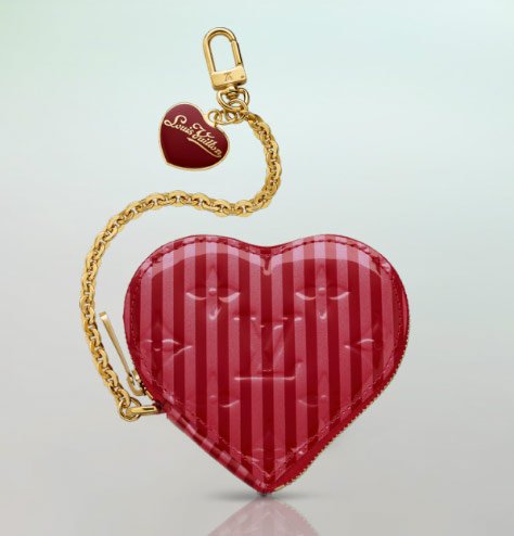 Louis Vuitton Valentine’s Day 2024: Heart-Shaped Leather Goods & Jewelry Under $500 thumbnail