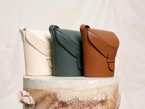 LOW CLASSIC Bags: Seoul’s Minimalist Answer to Modern Luxury Handbags thumbnail