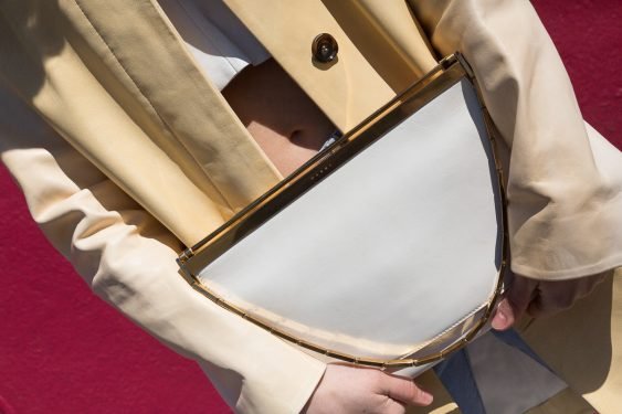Marni Spring 2019 Bag Collection Review: The Cachè Two-Tone and Squared Snap Link Tote thumbnail