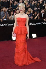 Michelle Williams at the 2012 Oscars: A Coral Louis Vuitton Dress and Bottega Veneta Knot Clutch Masterclass thumbnail