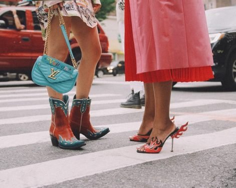 NYFW Spring 2019 Street Style: The Most-Wanted Handbags Spotted on Instagram thumbnail
